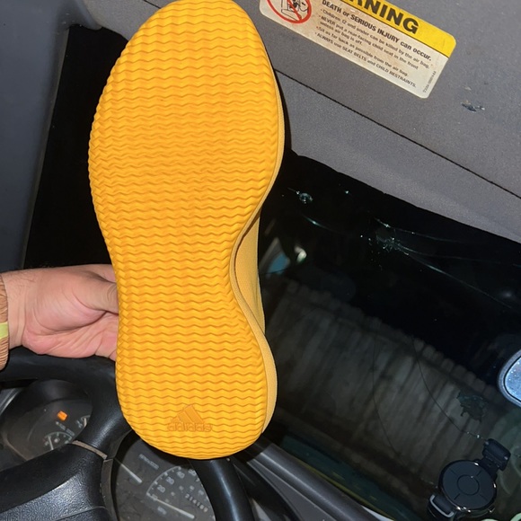 Yeezy Knit RNRS 9US SULFUR - Picture 8 of 8